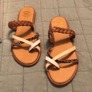 Sandals, Size 9, Truecraft from Belk, New in box